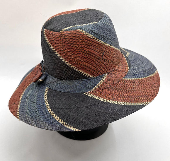 Flat Brim Raffia Sunhat in Fizzy Cola Madagascan