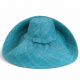 Raffia Curve Brim Hat Large Brim in Peacock Madagascan