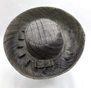 Raffia Curve Brim Hat Standard Brim in Anchor Grey Madagascan