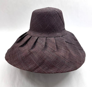 Raffia Curve Brim Hat Standard Brim in Dark Chocolate Madagascan