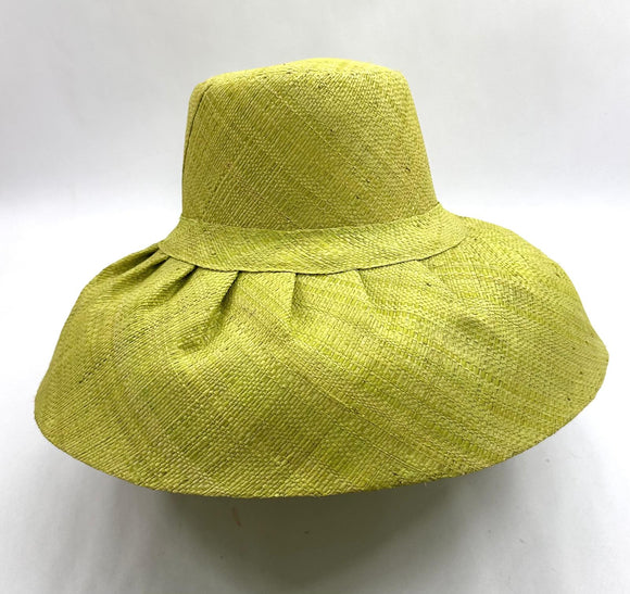 Raffia Curve Brim Hat Standard Brim in Lime Green Madagascan