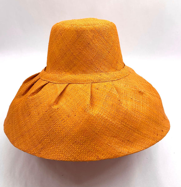 Raffia Curve Brim Hat Standard Brim in Marigold Madagascan