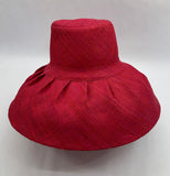 Raffia Curve Brim Hat Standard Brim in Red Madagascan