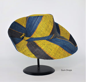 Raffia Curve Brim Hat Standard Brim in Gum Drops Madagascan