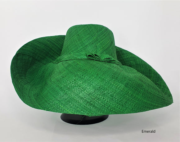 Raffia Curve Brim Hat Large Brim in Emerald Green