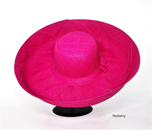 Raffia Curve Brim Hat Large Brim in Mulberry