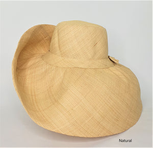 Raffia Curve Brim Hat Large Brim in Natural Madagascan