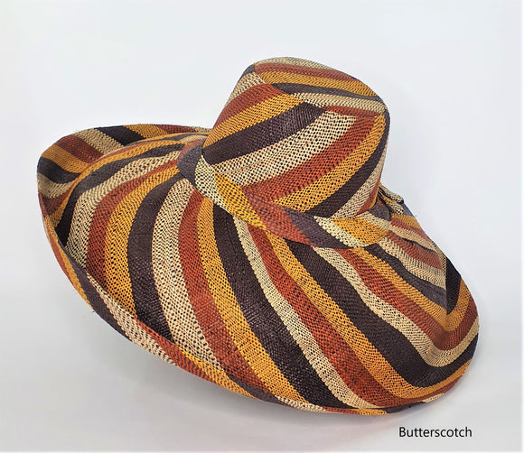 Raffia Curve Brim Hat Large Brim in Butterscotch Madagascan