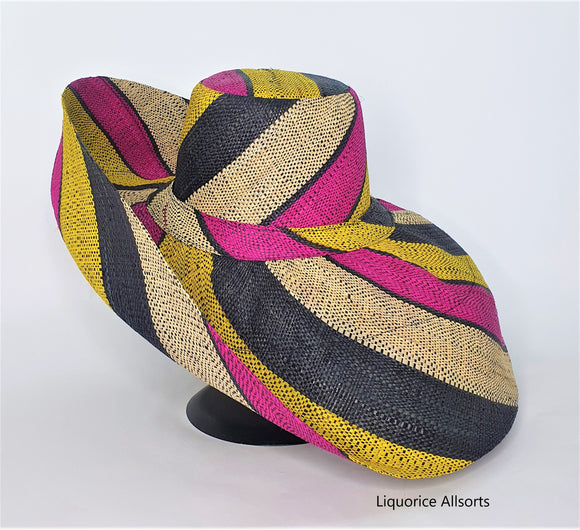 Raffia Curve Brim Hat Large Brim in Liquorice Allsorts Madagascan