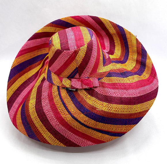 Raffia Curve Brim Hat Large Brim in Lollipop Madagascan