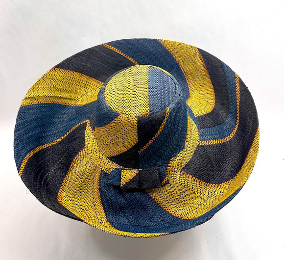 Raffia Curve Brim Hat Large Brim in Gum Drops Madagascan