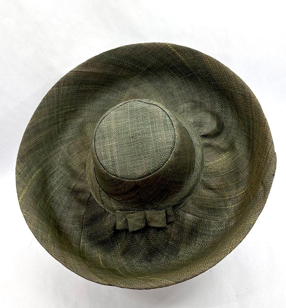 Raffia Curve Brim Hat Large Brim in Hunter Green Madagascan