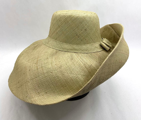 Raffia Curve Brim Hat Large Brim in Pale Green Madagascan